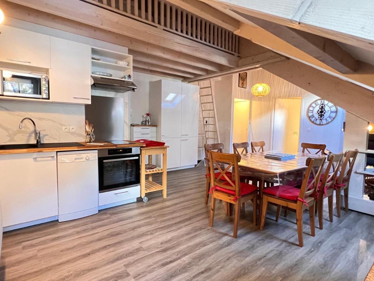 Place De La Mairie T2 Type Loft 70M2 Terrasse 35M2 Cauterets Exterior foto
